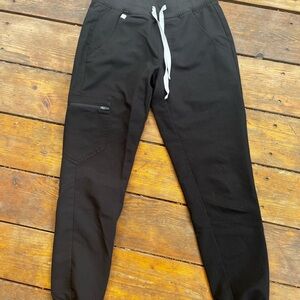 Figs Black Tapered Sweatpants with Drawstring Waist